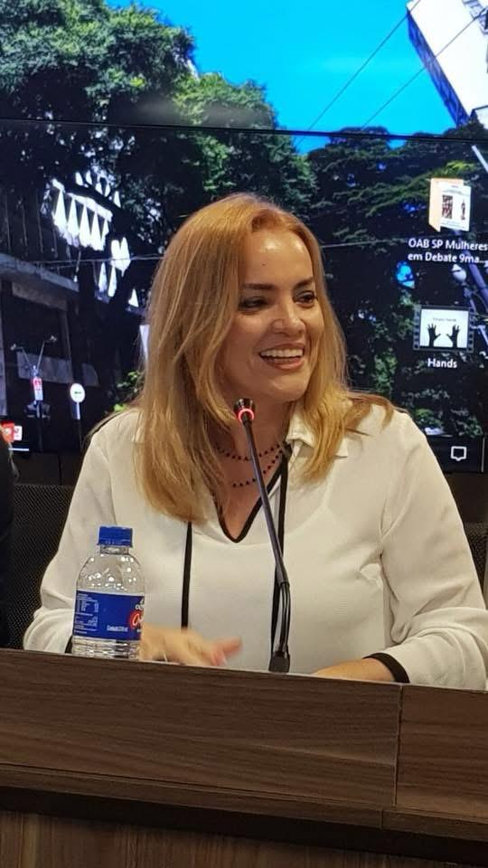 Dra. Cristina Sleiman em painel institucional
